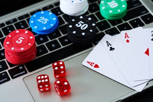 jackpot 777 bingo winners celebrating online in the Philippines