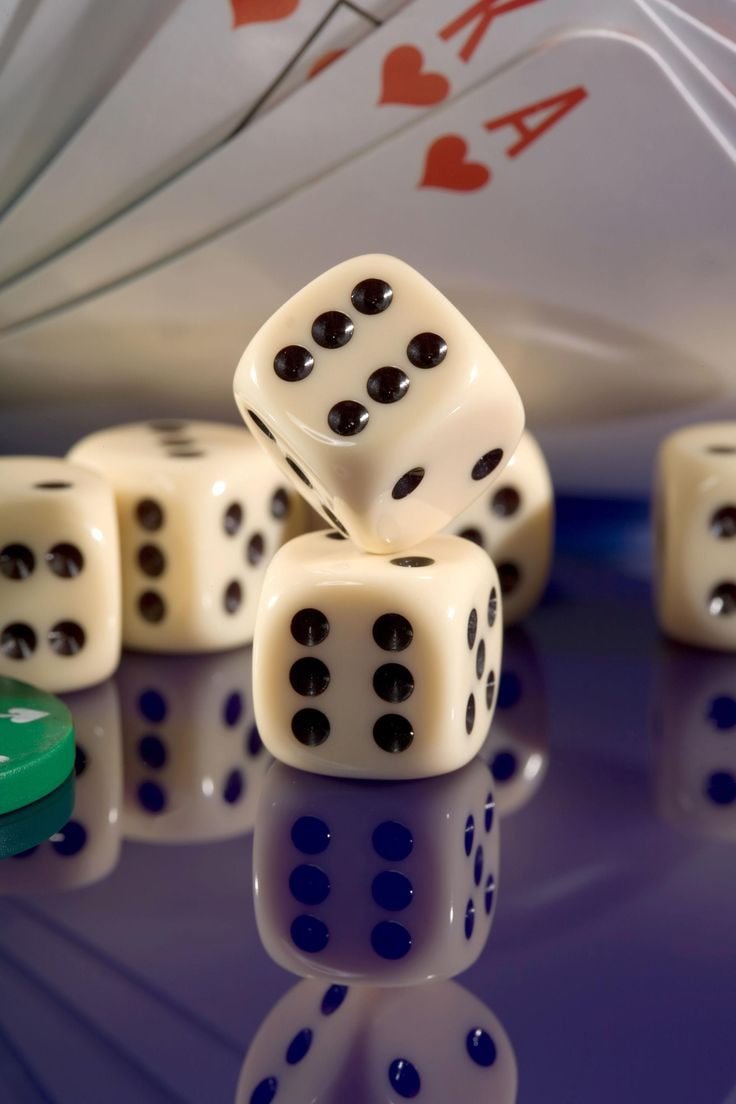 Filipino player setting up jackpot 777 app on Android smartphone